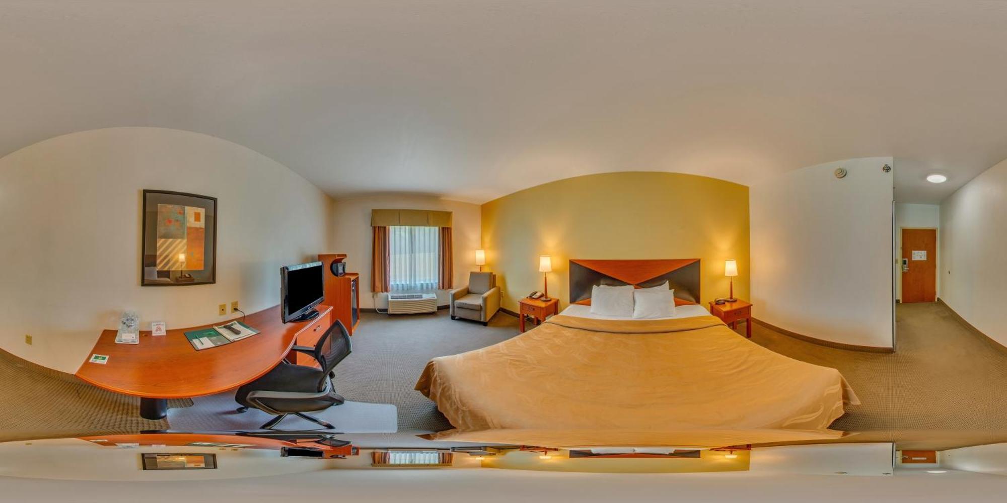 Quality Inn & Suites Chambersburg Buitenkant foto