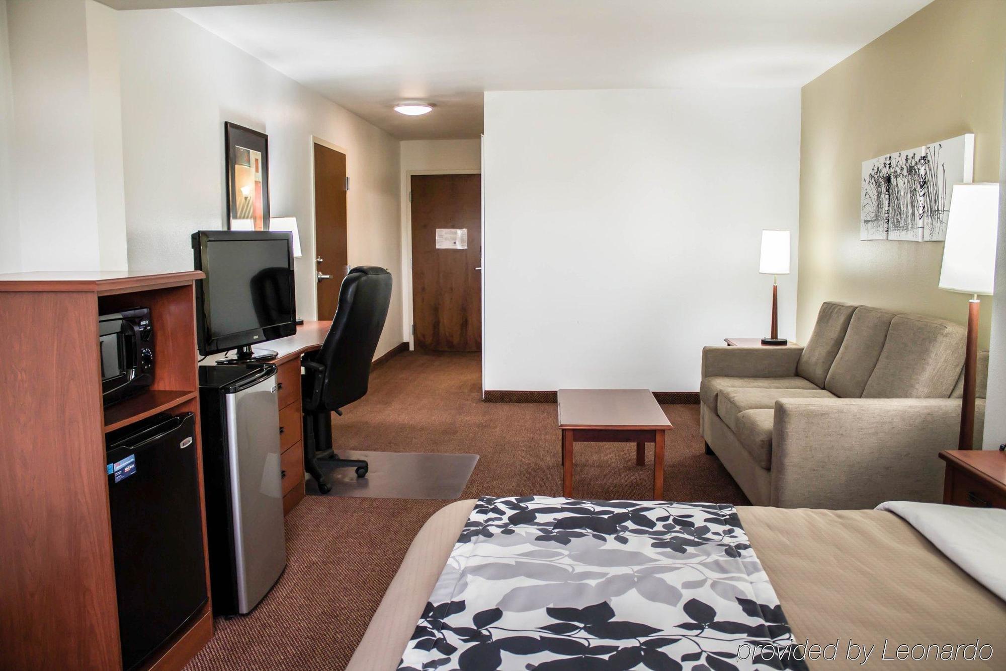 Quality Inn & Suites Chambersburg Buitenkant foto