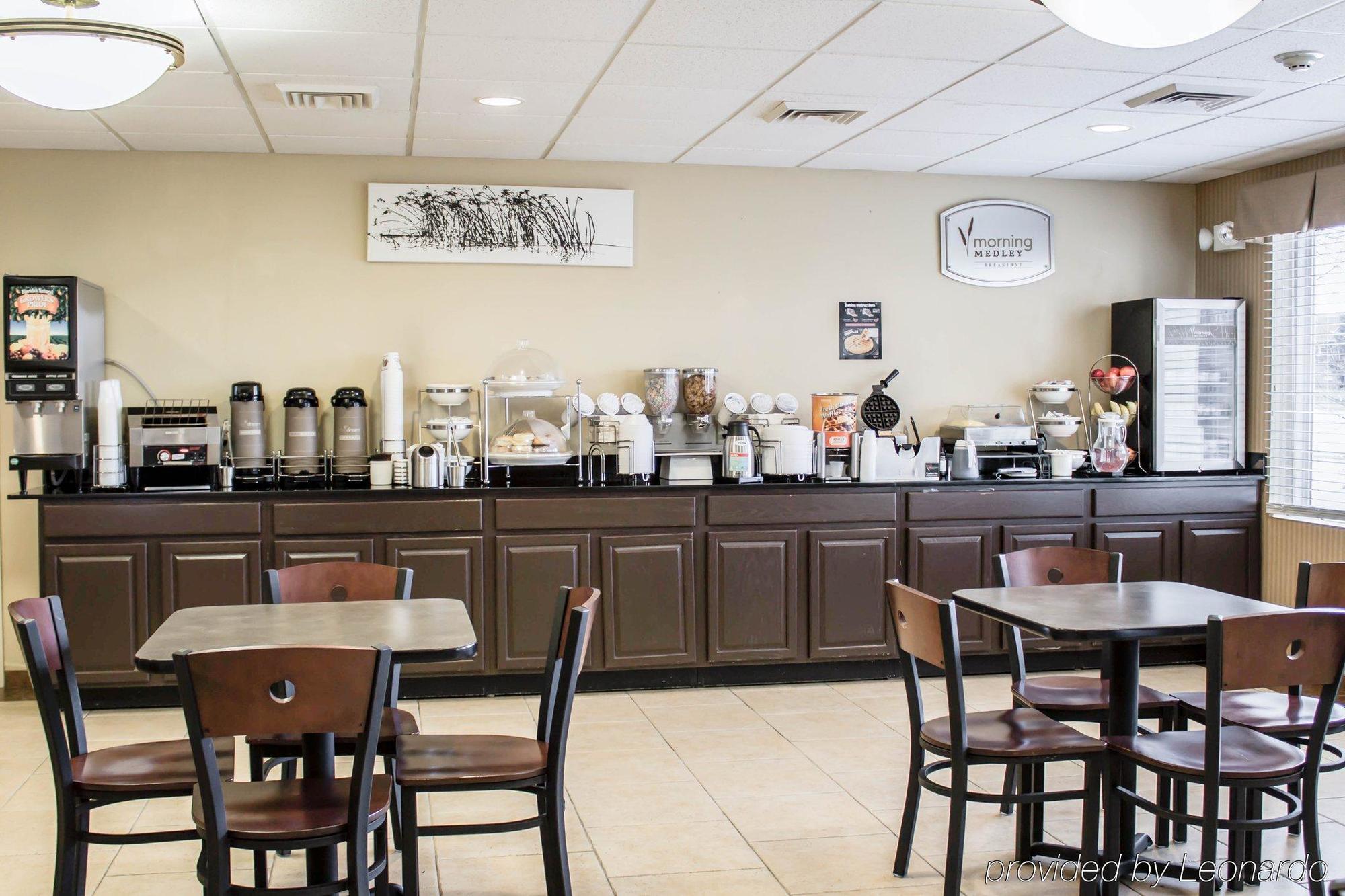 Quality Inn & Suites Chambersburg Buitenkant foto